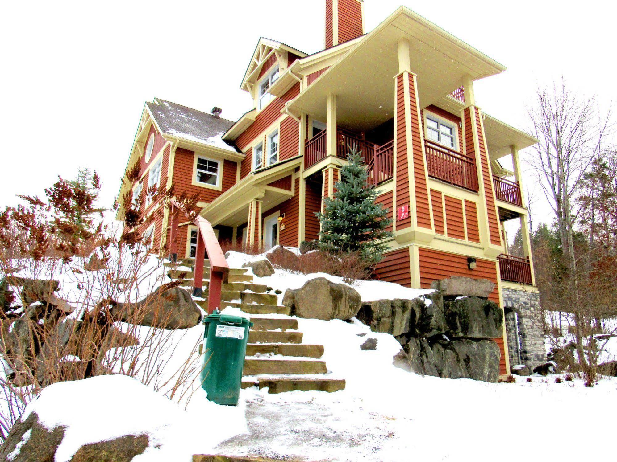 몽트랑블랑 Tremblant Les Eaux - Location Adp 아파트 외부 사진