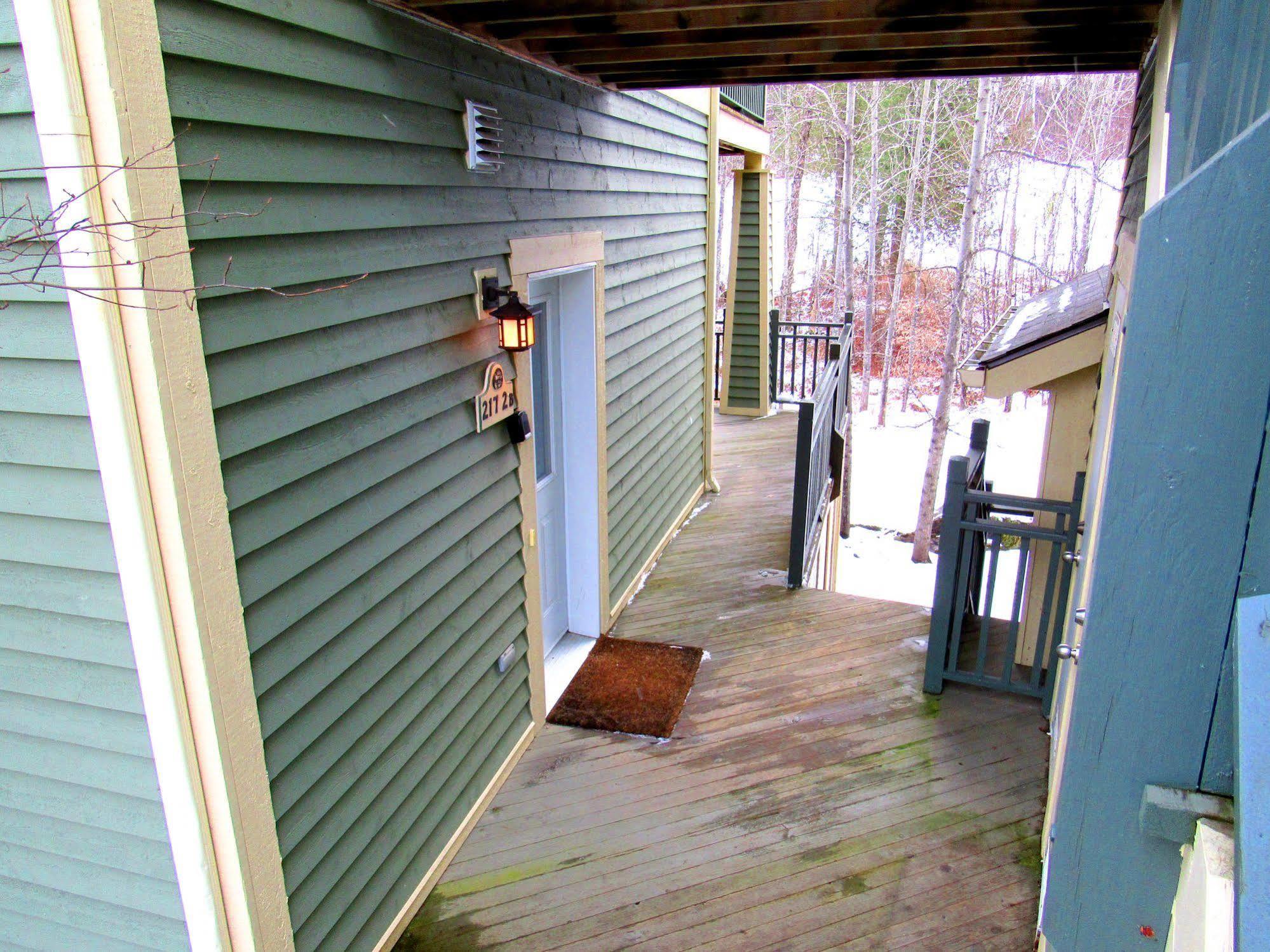 몽트랑블랑 Tremblant Les Eaux - Location Adp 아파트 외부 사진